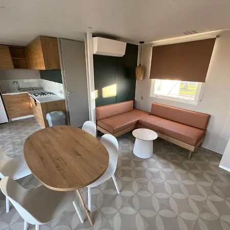 Camping Les Peupliers *